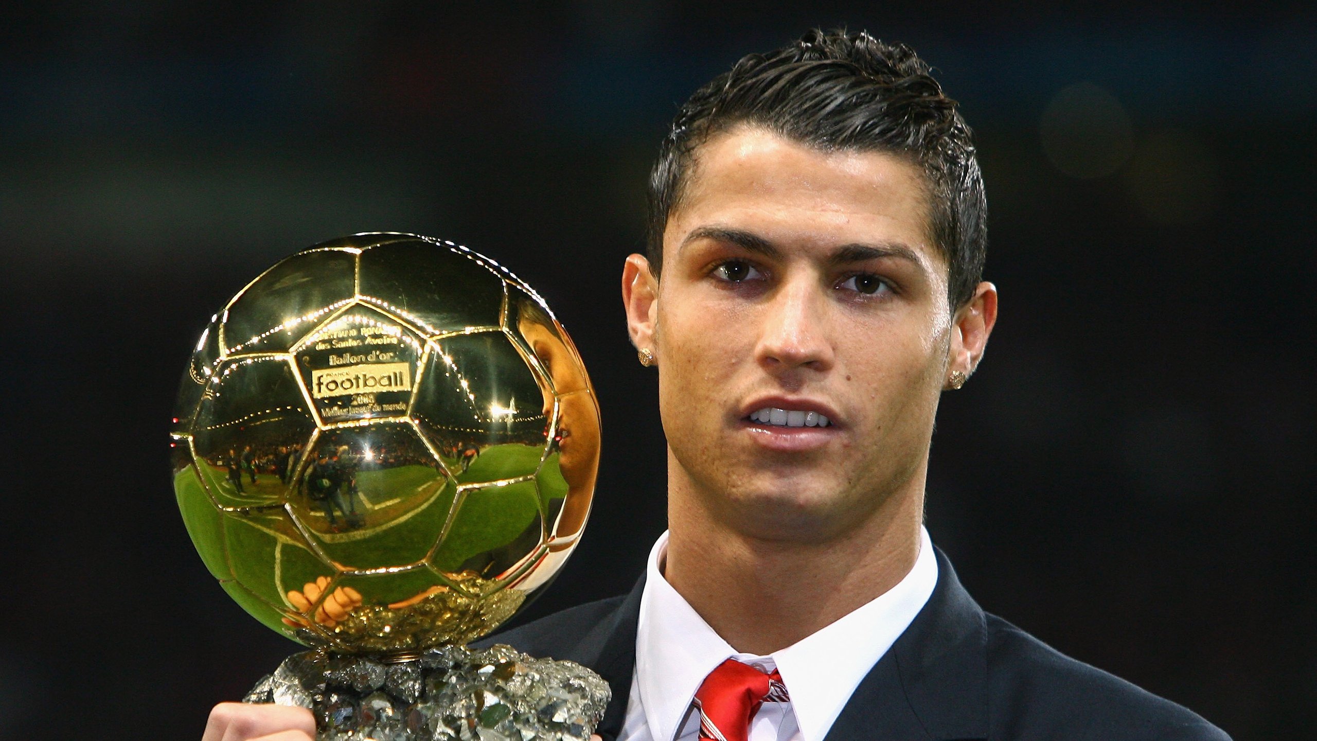 阿尔及利亚全面压制AC米兰，格纳布里防守端锁死对手的战术革命