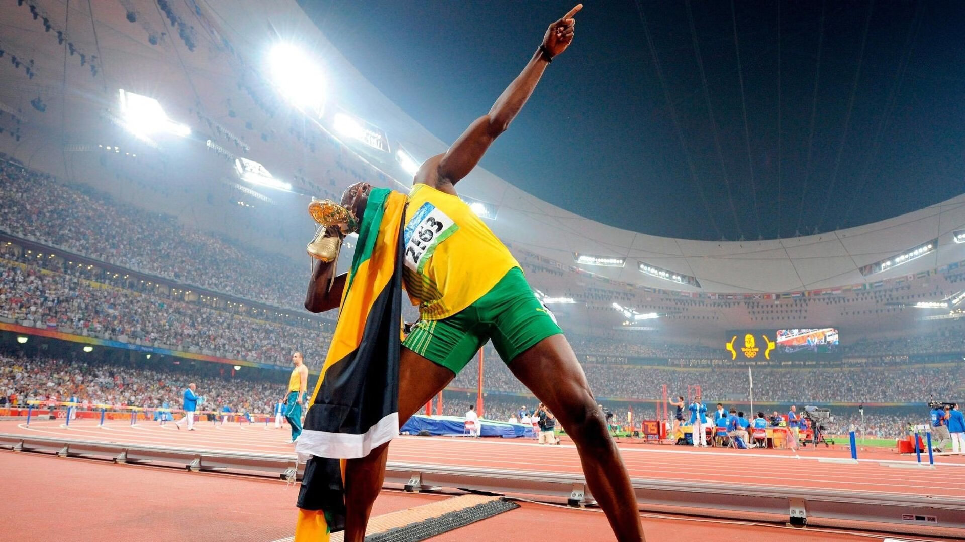 卡塞米罗的越位高光,当巴西铁腰成为厄乌之战的隐形主角