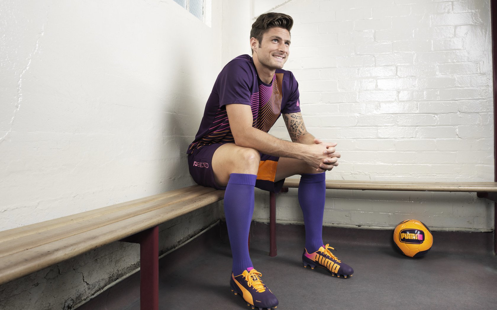 当美国一波遇见内马尔时刻，足球场上的战略与艺术